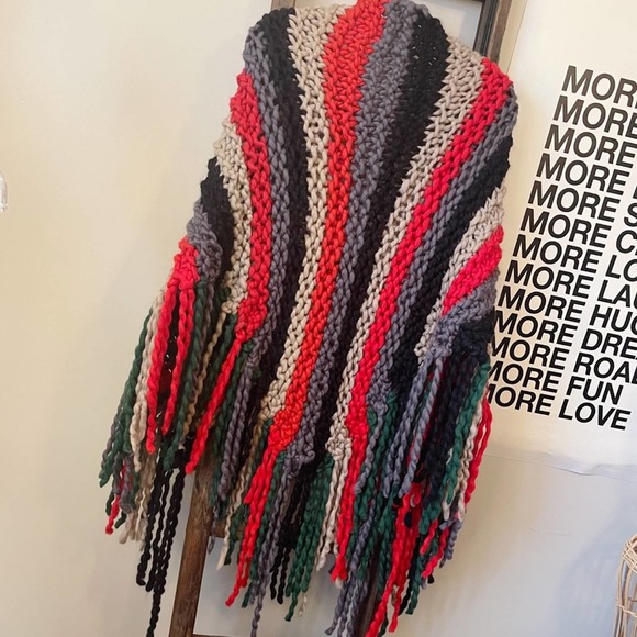 NEW Free People x Loopy Mango Hand Knit Multi Stripe Fringe Shawl - Picture 8 of 15